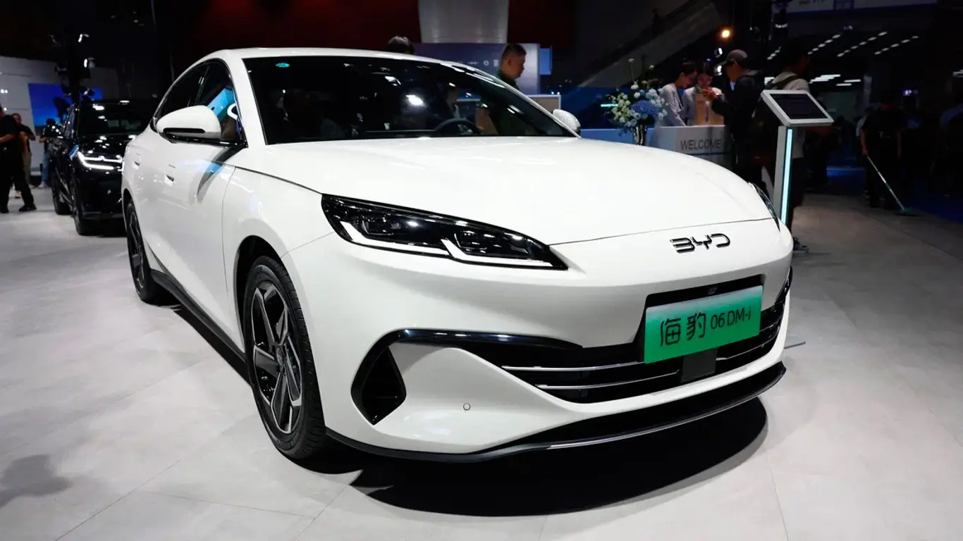 BYD 06 DM-i